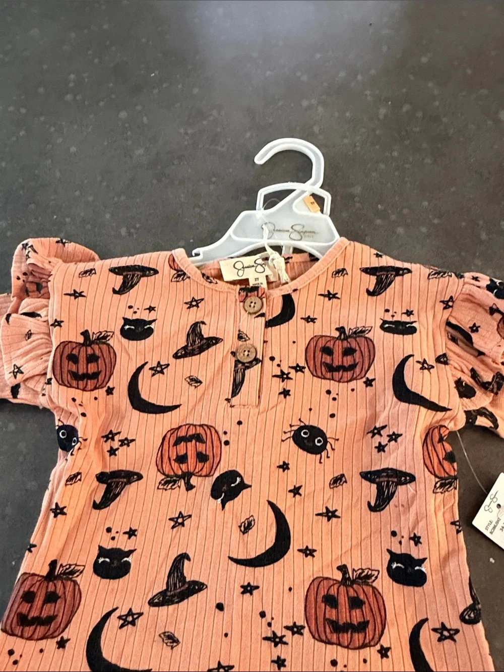 Jessica Simpson Orange and Black Halloween Pumpkin Matching Set